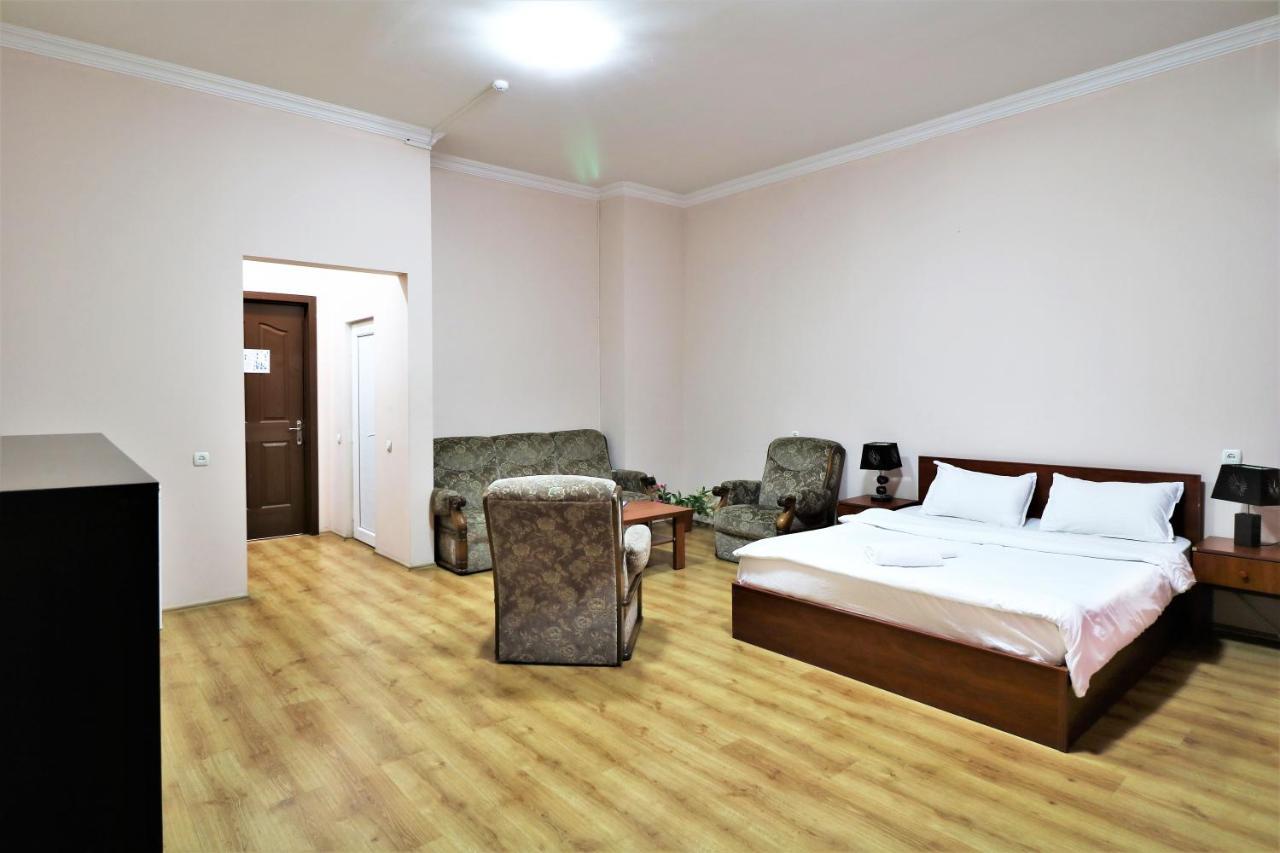 Ortachala Palace Tbilisi Eksteriør bilde